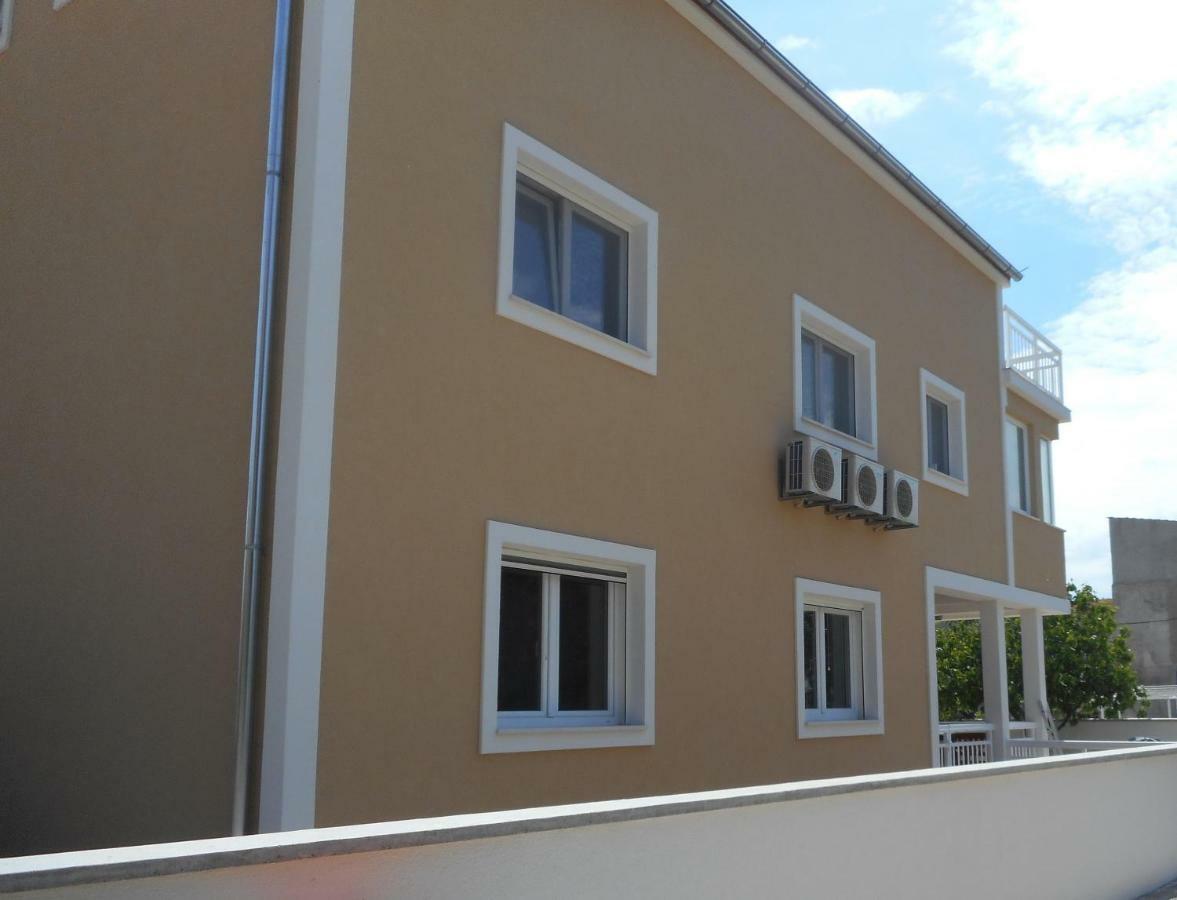 Apartments Zelic Водице Екстериор снимка