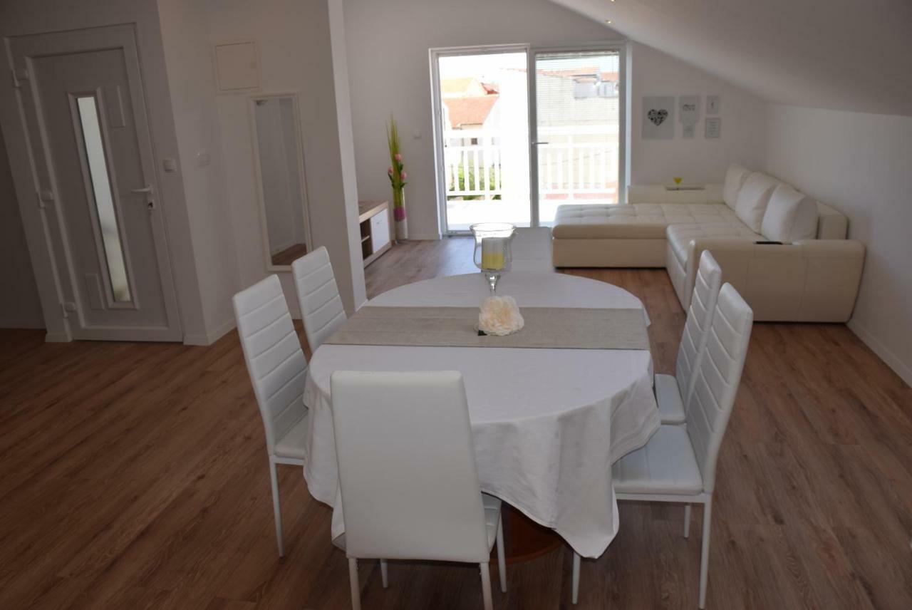Apartments Zelic Водице Екстериор снимка