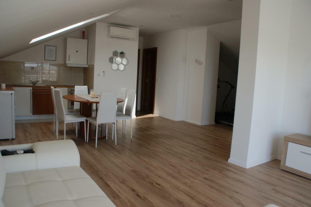 Apartments Zelic Водице Екстериор снимка