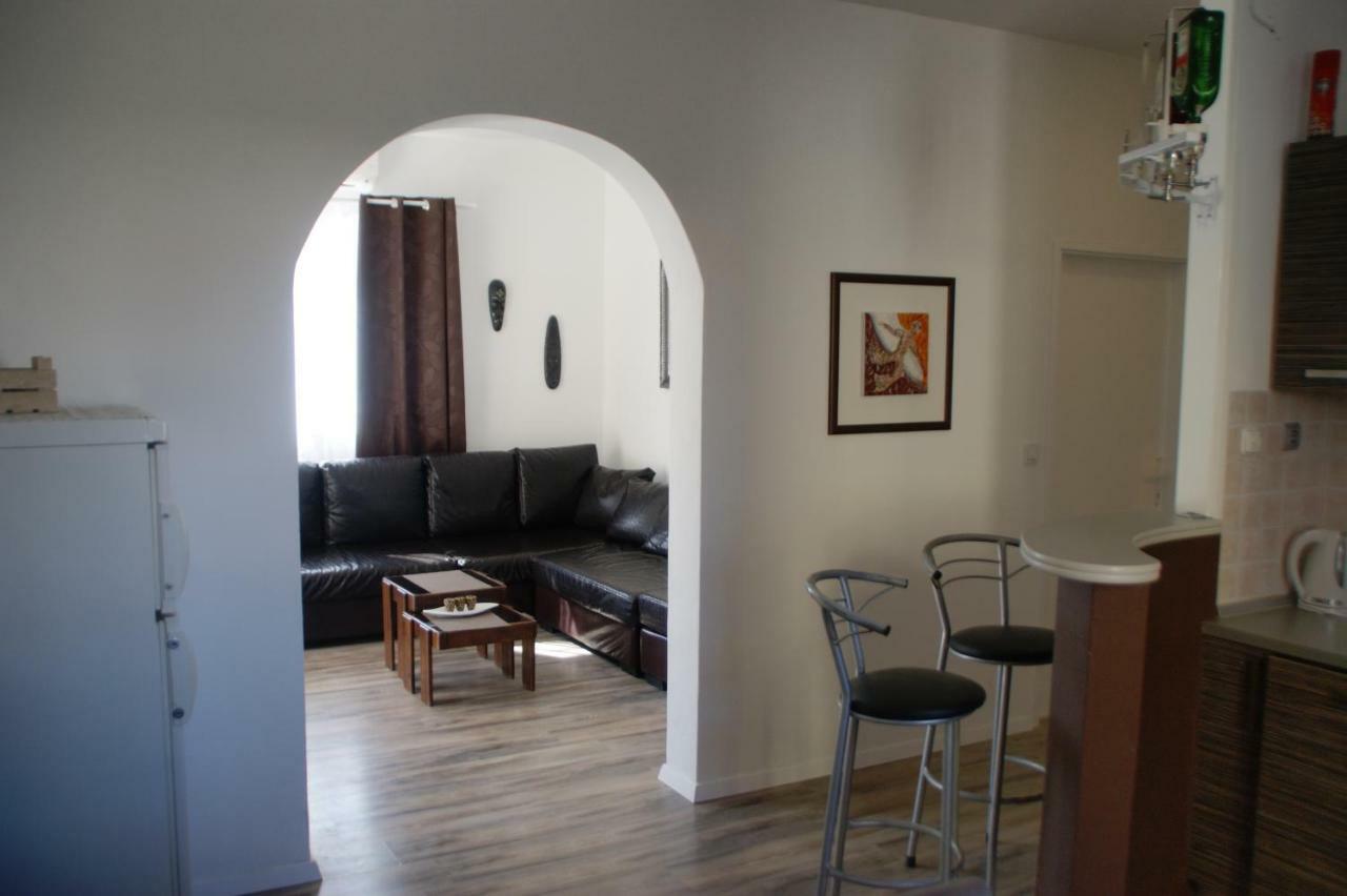 Apartments Zelic Водице Екстериор снимка